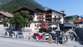  Hotel Alpenrose  Пертисау